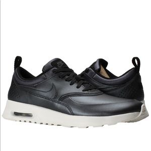 Nike Air Max Thea SE